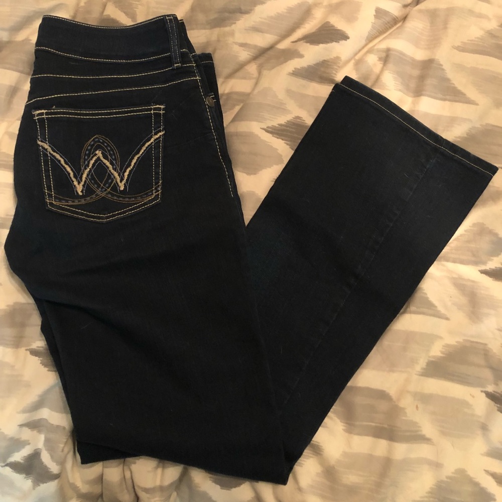 Wrangler booty ups